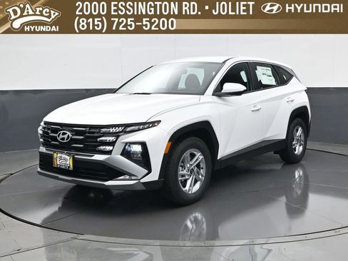 New 2026 Hyundai Tucson SE FWD image 1