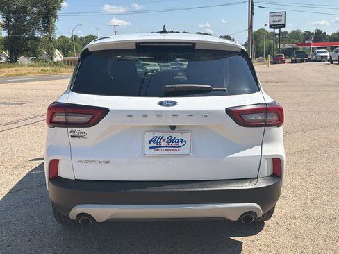 Used 2024 Ford Escape Active FWD image 9