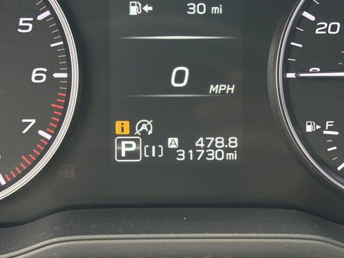 Used 2024 Subaru Crosstrek 2.0i Premium AWD/4WD image 25