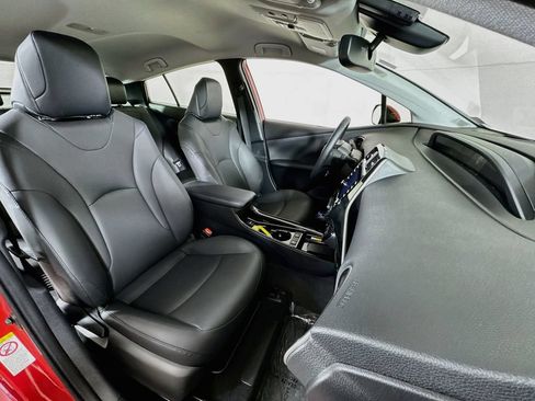 Used 2020 Toyota Prius XLE w/ Advanced Technology Package FWD image 26