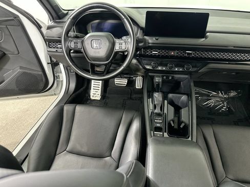 Used 2024 Honda Accord Sport image 17