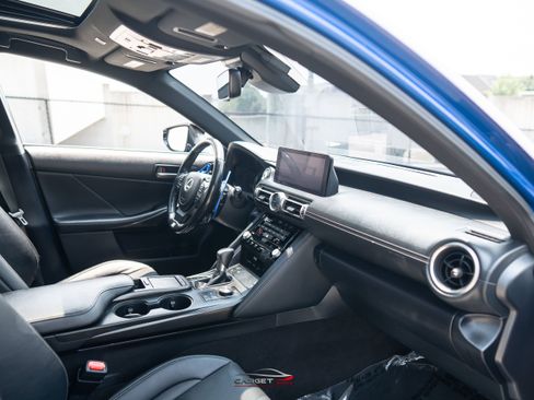 Used 2021 Lexus IS 350 F Sport w/ Dynamic Handling Package RWD image 12