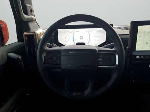 Certified 2025 GMC Hummer EV 2X image 24