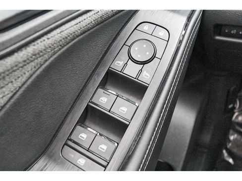 Used 2023 Nissan Rogue SV AWD/4WD image 20