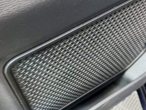 Used 2024 Toyota Tundra Platinum AWD/4WD image 21