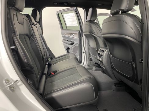 New 2026 Jeep Grand Cherokee Altitude AWD/4WD image 12