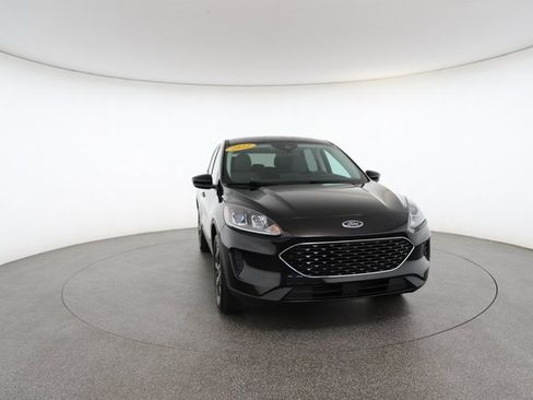 Used 2022 Ford Escape SE w/ SE Sport Appearance Package image 29