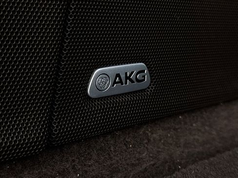 Used 2021 Cadillac Escalade ESV Sport w/ Driver Assist Tech Package image 9