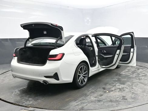 Used 2020 BMW 330i xDrive Sedan w/ Convenience Package image 37