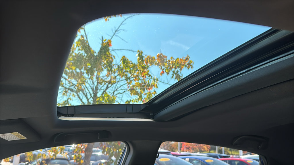 Used 2018 Honda Civic EX-L image 25