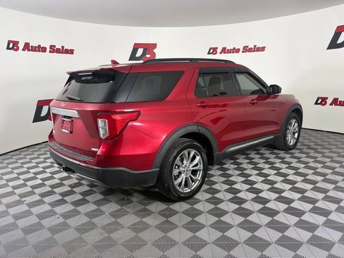 Used 2020 Ford Explorer XLT w/ Equipment Group 202A AWD/4WD image 7