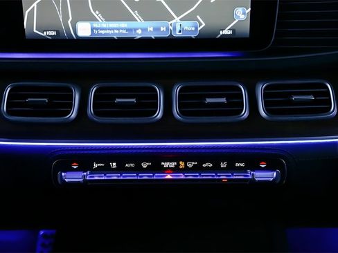 Used 2024 Mercedes-Benz GLS 63 AMG 4MATIC image 50