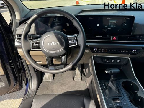 New 2026 Kia Carnival image 14