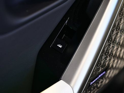 New 2027 BMW M5 w/ Executive Package AWD/4WD image 27