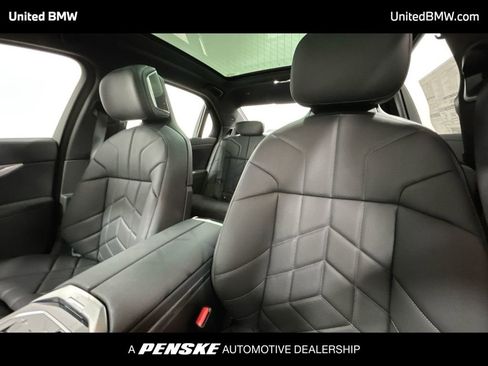 New 2026 BMW 750e xDrive w/ Executive Package image 12