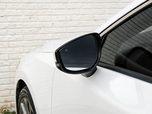 Used 2021 MAZDA MAZDA3 s image 43