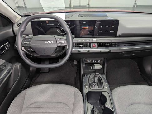 Certified 2025 Kia K4 EX FWD image 17