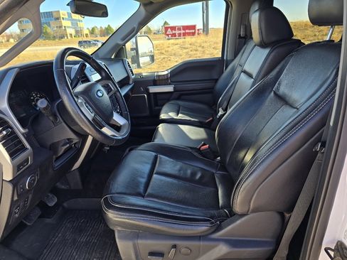 Used 2019 Ford F150 Lariat image 12