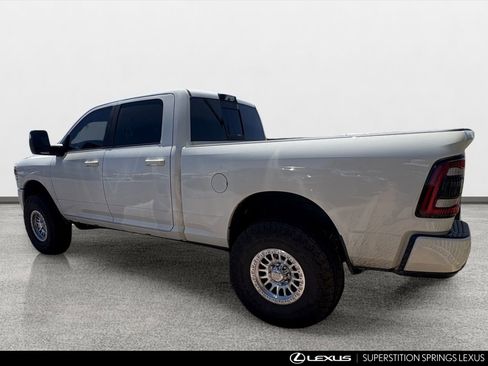 Used 2023 RAM 2500 Laramie w/ Night Edition AWD/4WD image 4