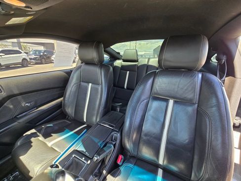 Used 2013 Ford Mustang GT Premium w/ Comfort Pkg RWD image 26