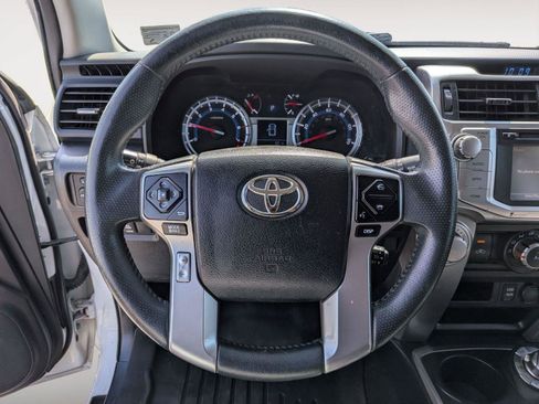 Used 2019 Toyota 4Runner SR5 AWD/4WD image 53
