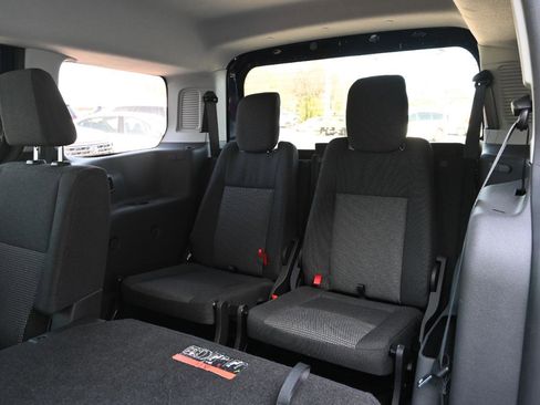 Used 2018 Ford Transit Connect XL image 18