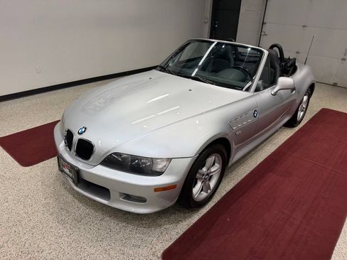 Used 2001 BMW Z3 2.5i RWD image 4
