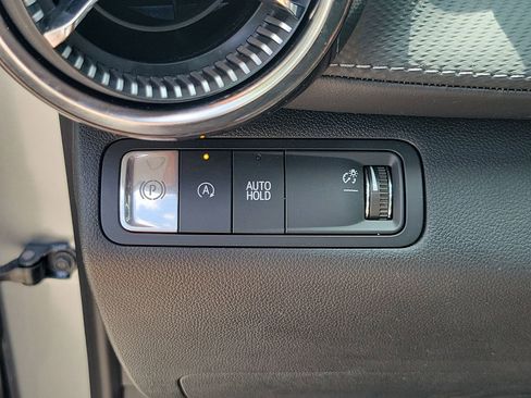 Used 2026 Chevrolet Equinox LT FWD image 29