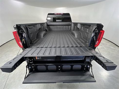 Used 2023 GMC Sierra 3500 Denali image 27