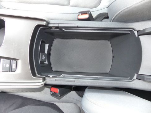 Used 2019 Honda Accord LX image 53