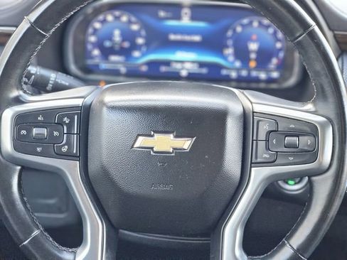 Used 2023 Chevrolet Suburban Premier RWD image 16