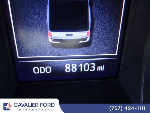 Used 2023 Toyota Tacoma TRD Off-Road w/ Technology Package AWD/4WD image 9