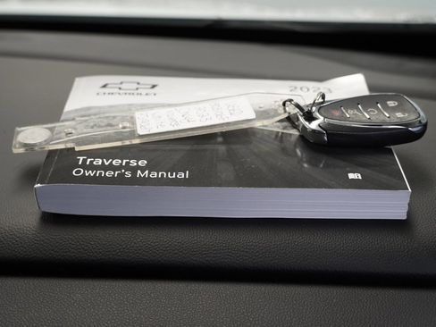 Certified 2023 Chevrolet Traverse RS image 42