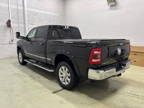Used 2022 RAM 2500 Limited AWD/4WD image 7