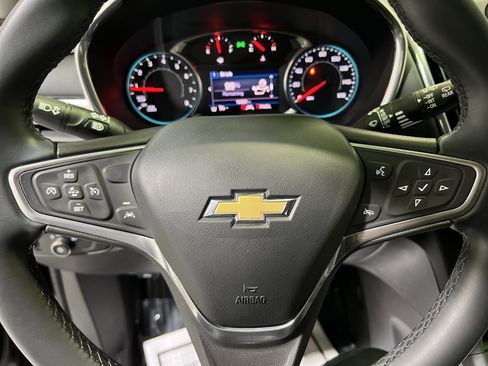 Used 2023 Chevrolet Equinox LT image 23