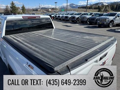 Used 2023 GMC Sierra 1500 SLT w/ SLT Convenience Package AWD/4WD image 12