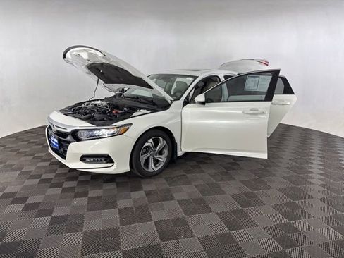Certified 2018 Honda Accord EX-L image 14