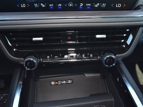 New 2026 Chevrolet Tahoe Premier image 17