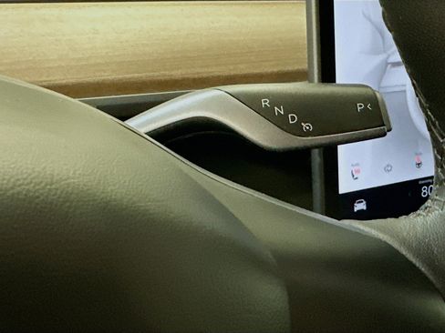 Used 2023 Tesla Model Y Long Range image 25