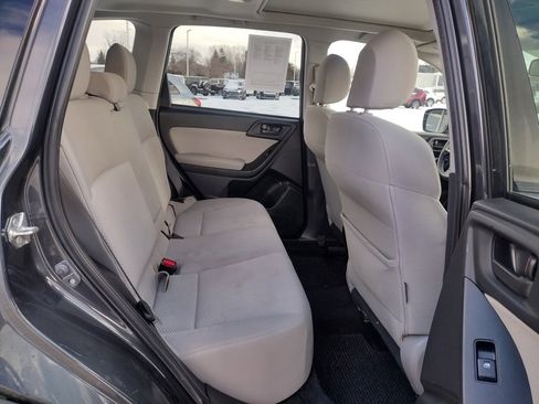 Used 2016 Subaru Forester 2.5i Premium w/ All-Weather Package image 17
