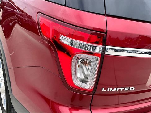 Used 2014 Ford Explorer Limited w/ Equipment Group 301A FWD image 28