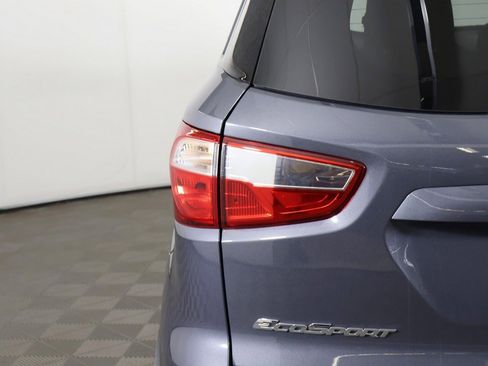 Used 2022 Ford EcoSport SE image 12