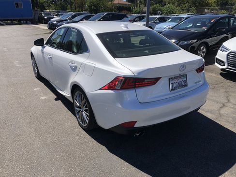 Used 2014 Lexus IS 250 w/ Navigation Package RWD image 2