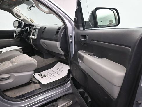 Used 2011 Toyota Tundra 4x4 Double Cab image 13