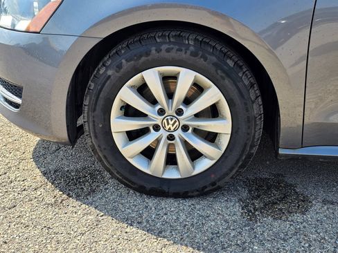 Used 2015 Volkswagen Passat 1.8T S FWD image 15