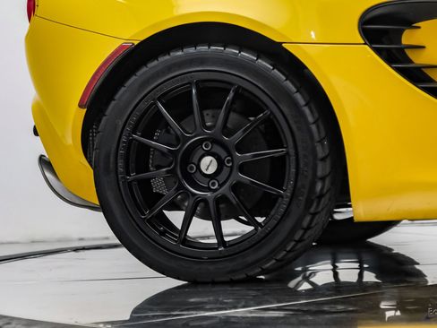 Used 2005 Lotus Elise RWD image 85