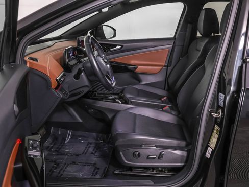 Used 2021 Volkswagen ID.4 Pro S w/ ID.4 Protection Package image 7