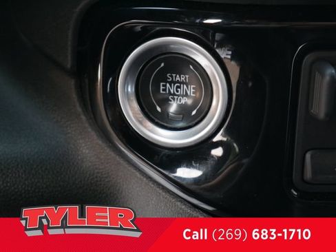 Used 2024 Chevrolet Silverado 2500 High Country w/ High Country Premium Package AWD/4WD image 29