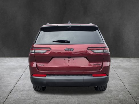 New 2025 Jeep Grand Cherokee L Limited w/ Luxury Tech Group II AWD/4WD image 5