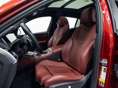 Used 2022 BMW X6 xDrive40i w/ M Sport Package image 22